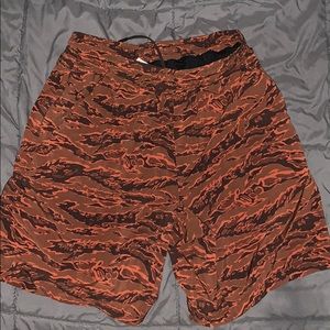 Lululemon Men’s 7in Pace Breaker Shorts